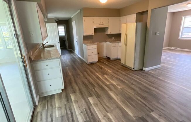 3 bedroom 2 bathroom house for rent