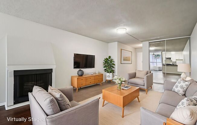 641 Gayley Ave