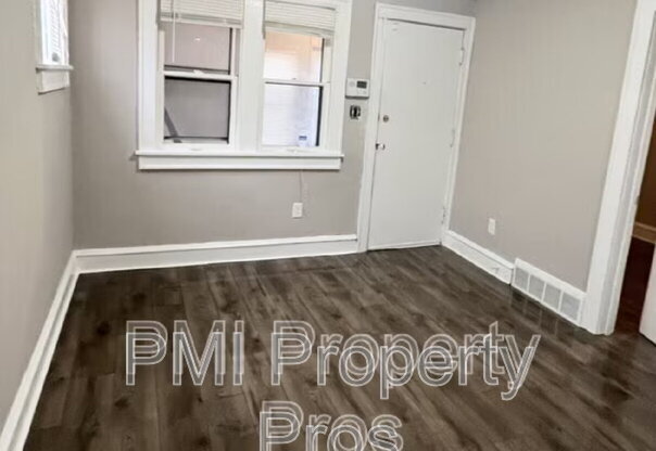 4678 N 49 ST