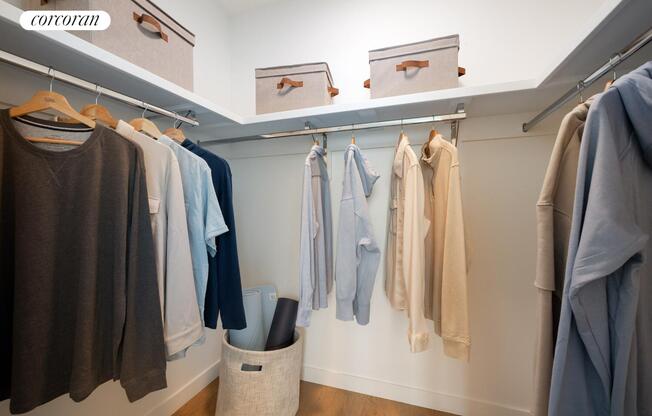 3 beds, 2 baths, $6,250, Unit 1202E