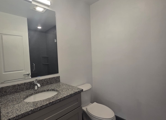 Studio, 1 bath, $1,595, Unit 205
