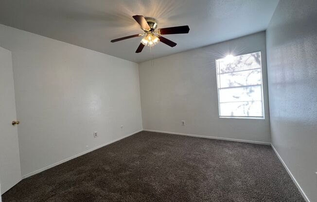 1 bed, 1 bath, 660 sqft, $1,040, Unit 209