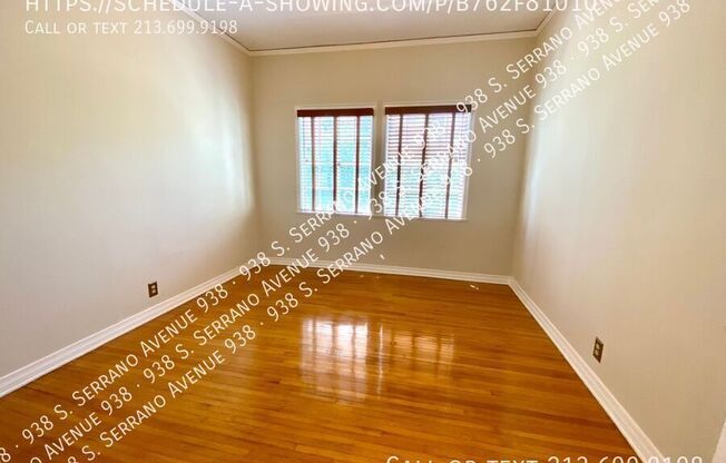 938 S SERRANO AVE