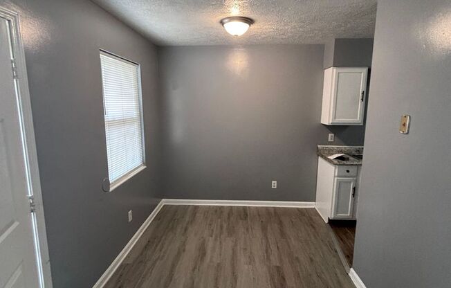 1 bed, 1 bath, 550 sqft, $690