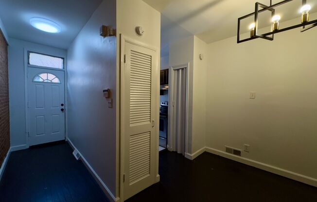 2 beds, 1 bath, $1,800