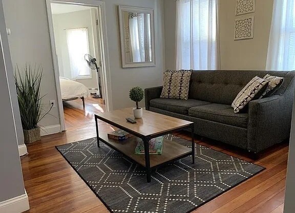 104 BOW ST