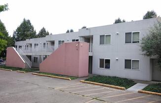 (343) Palatine Apartments 2 Bdrm / 1 Bthrm Townhome