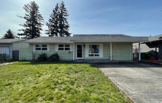 SE Home with Large Backyard, Bonus Room with Loft and Washer & Dryer Included!