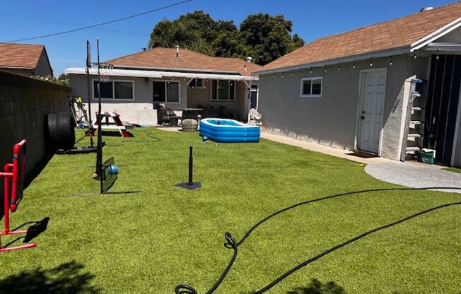 Charming 2 Bedroom, 1 Bath