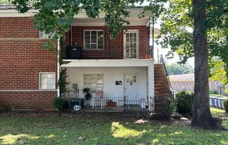 3 beds, 1.5 baths, $1,600