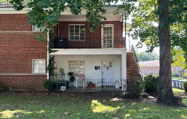 3 bedrooms apartment in 5 Points / Walkable to campus