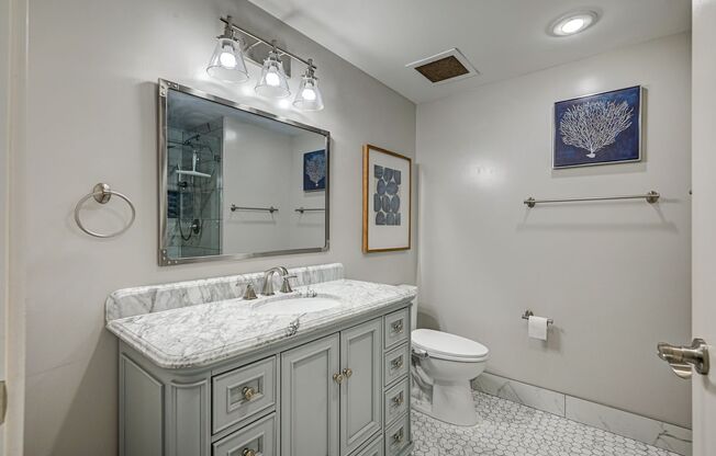 1 bed, 1 bath, $2,000, Unit # 245