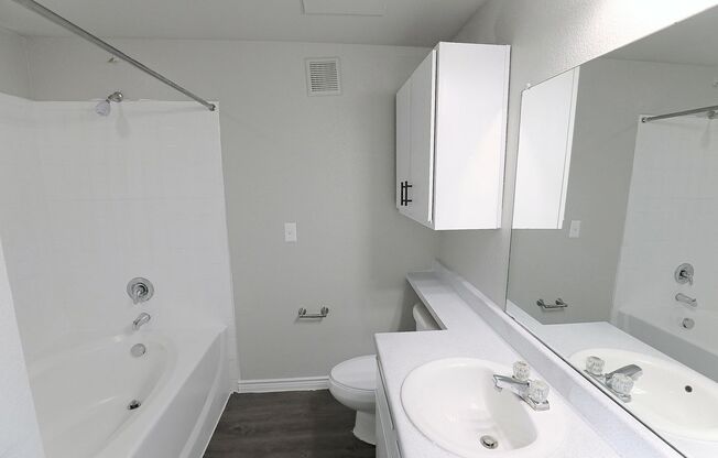 2 beds, 2 baths, 950 sqft, $1,236