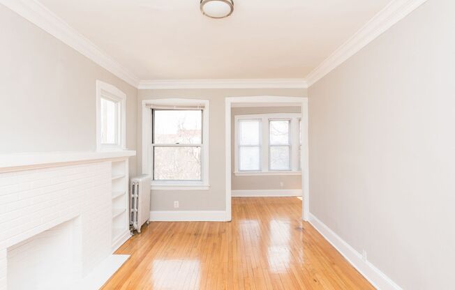 2 beds, 1 bath, 1,400 sqft, $2,095, Unit 1842 - 3B