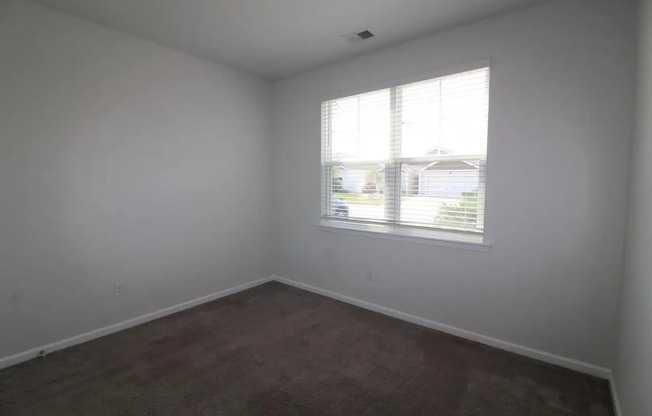 Reduced! Very nice 3 bedroom/2 bath home in Meridian