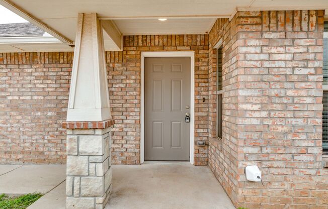 3 Bed 2 Bath Duplex in Moore Schools!