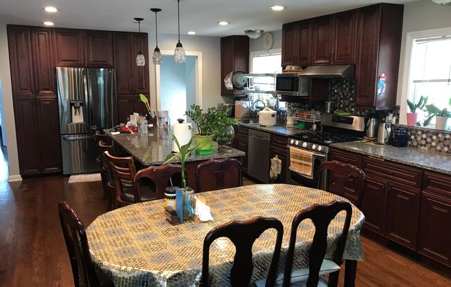 Skokie 3BR, 2BA 2CGAR House This is it!