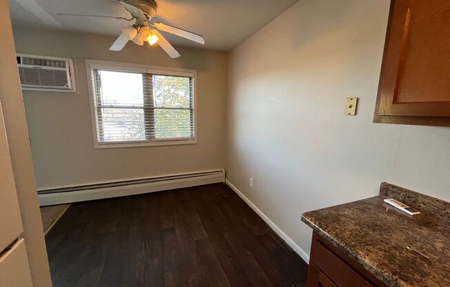 2 beds, 1 bath, 1,050 sqft, $1,250, Unit 6819 Humboldt Ave N #301, Brooklyn Center MN 55430