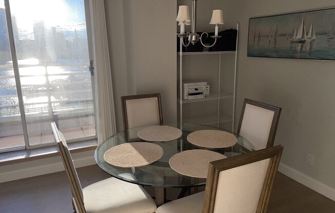 1 bed, 1 bath, 800 sqft, $4,400, Unit PH03