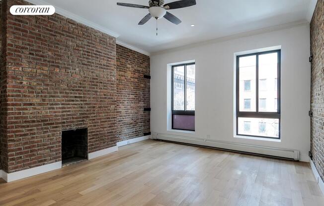 141 LEXINGTON AVE