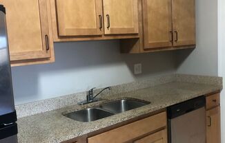 3 beds, 3 baths, 1,500 sqft, $2,000, Unit 315