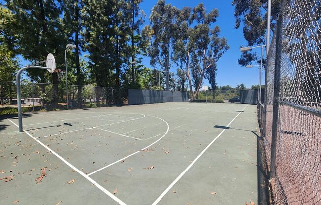 1 bed, 1 bath, $2,350