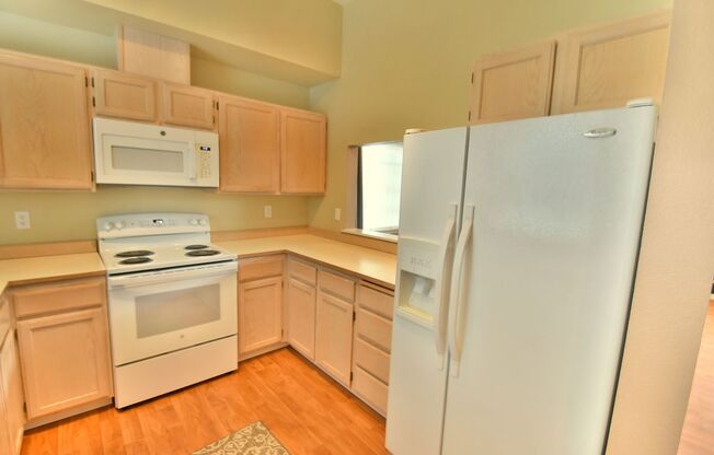 3bd/2.5ba Edmonds Home