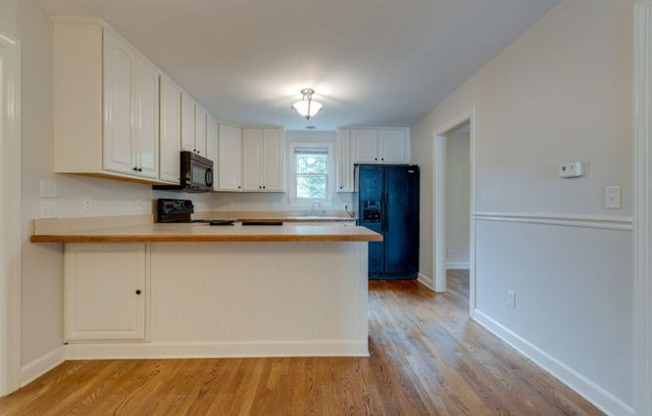 3809 SENTINEL DR