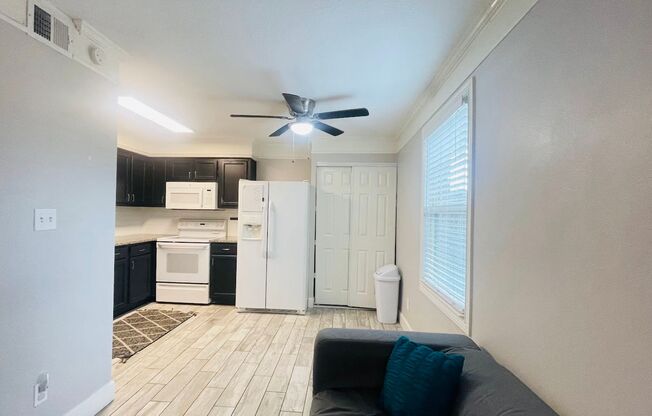 2 beds, 1 bath, $1,500