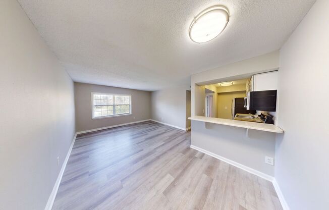 2 beds, 1 bath, 1,000 sqft, $1,099, Unit 2133-5 (ONE MONTH FREE)