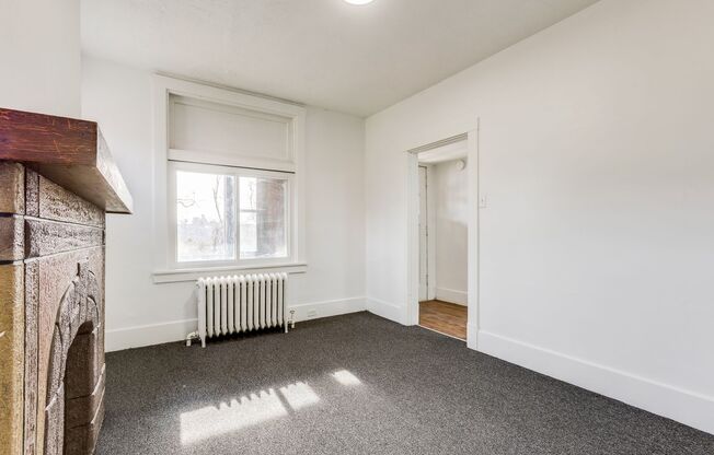 Available NOW - Traditional style 4+ bed home w/ updated appliances & garage!