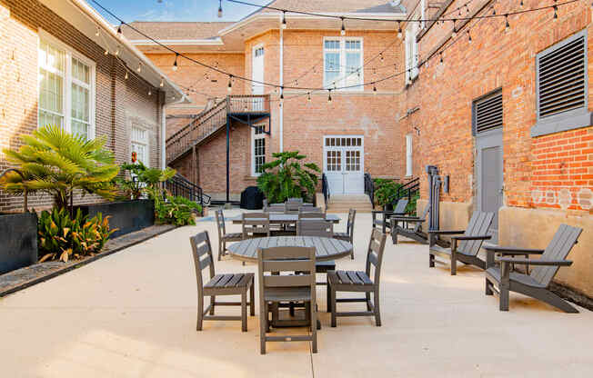 Old Shell Lofts Courtyard