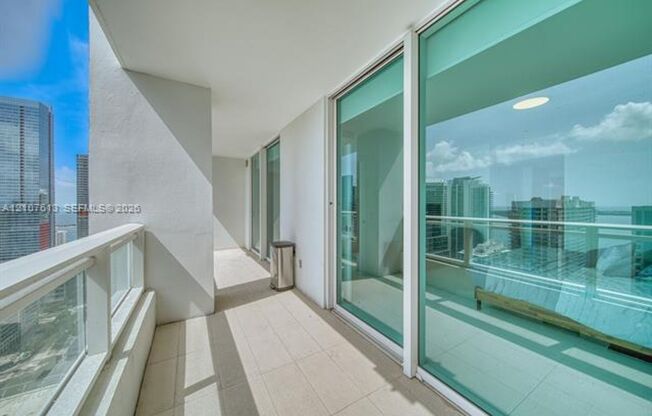 1 bed, 1.5 baths, $4,150, Unit # 3802
