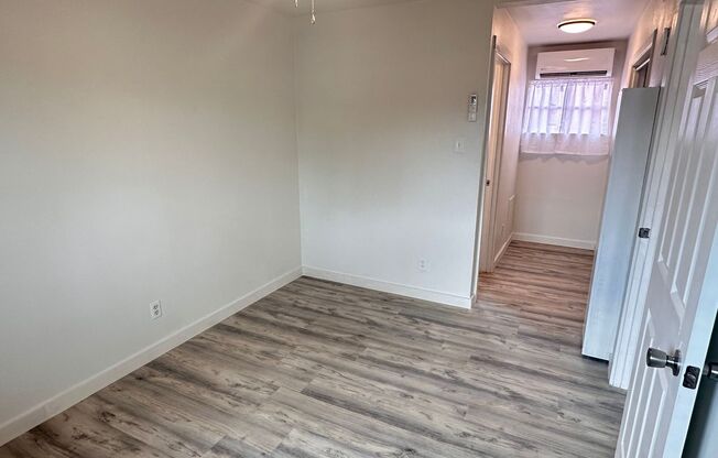 1 bed, 1 bath, 500 sqft, $1,000