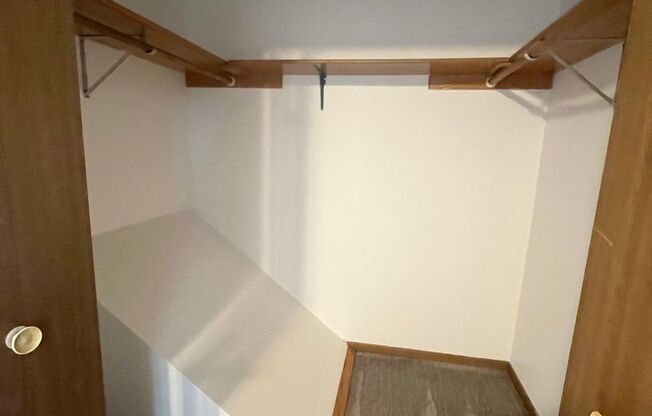 3 beds, 1.5 baths, 1,145 sqft, $1,025, Unit 300-3