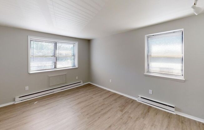Hollister Ave Apartments