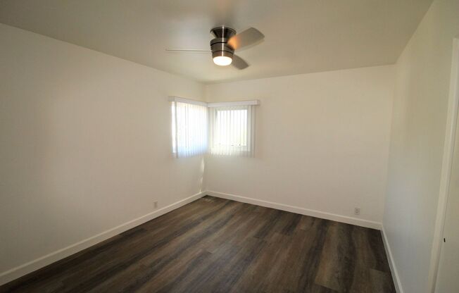 2 beds, 1 bath, $2,400, Unit 1 College Drive