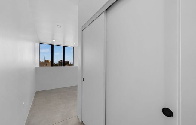 1 bed, 1.5 baths, 557 sqft, $2,495, Unit Unit 28