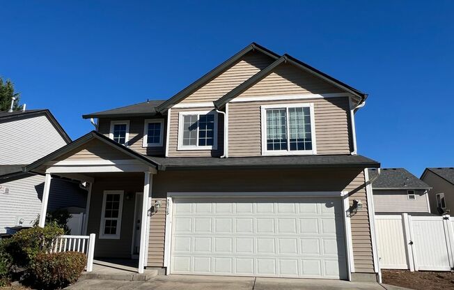 Spacious Landover Commons Home w/ Large Yard for Lease - 2715 NE 125th Ct