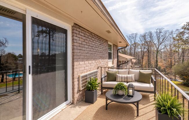 1 bed, 1 bath, 576 sqft, $1,175, Unit 2298-23