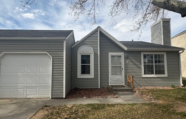 2 bed 1 3./4 Bath 1 car garage