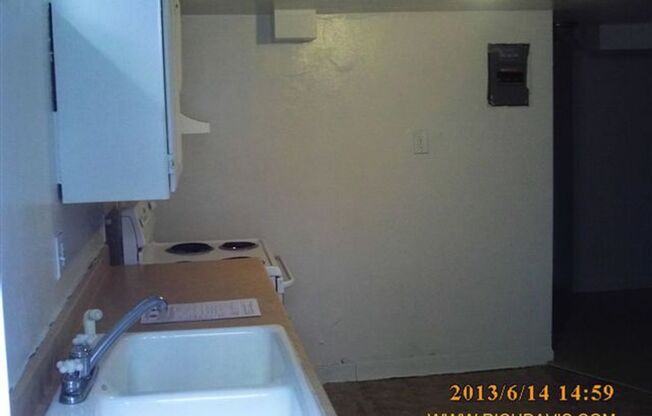 1 bed, 1 bath, $1,100