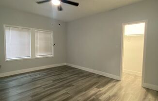 2 beds, 1 bath, 700 sqft, $2,200