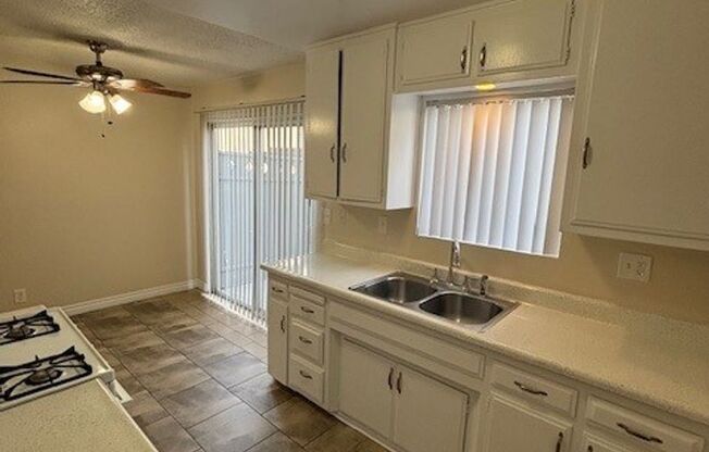 Silverwood Apartments (587)