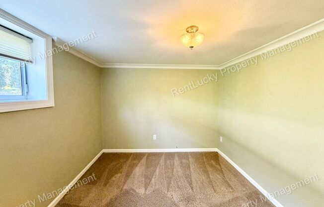 4 beds, 2 baths, $3,850