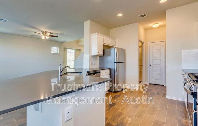 3 beds, 2.5 baths, 1,773 sqft, $2,050