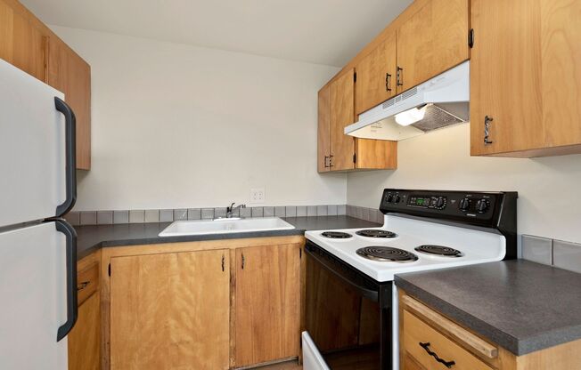 2 beds, 1 bath, 700 sqft, $1,795, Unit 504