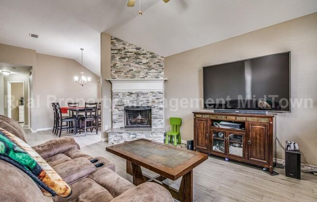 Stylishly Updated 3-Bedroom Home with Modern Touches & Prime Location!