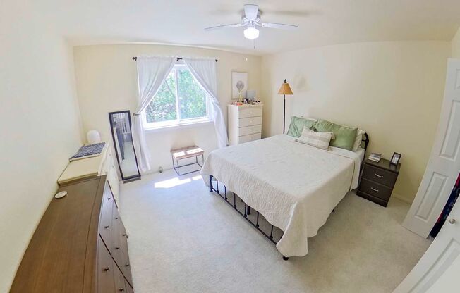 Beautiful Town Home + Deck & Patio + Easy Highway Access to Fort Riley + Washer & Dryer Included! Available August 8th!