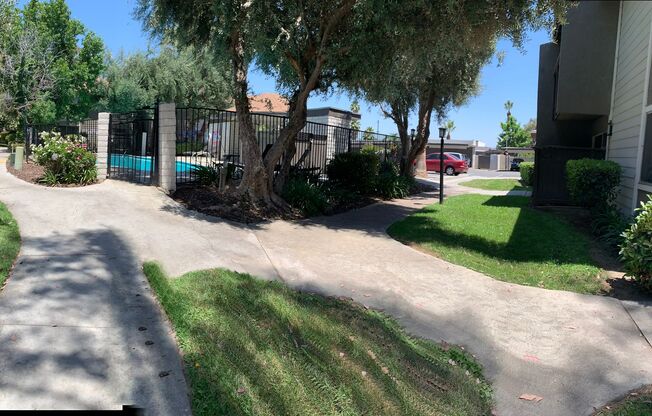 2 beds, 1 bath, 896 sqft, $2,050, Unit 108
